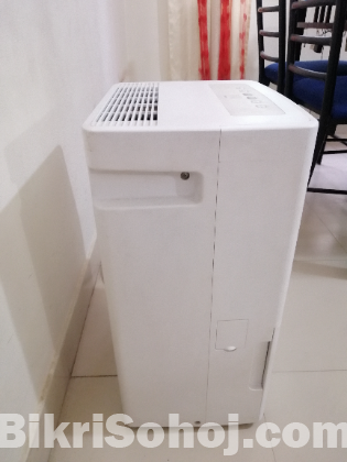 GREE DEHUMIDIFIER GD-30NL (30 LTR)